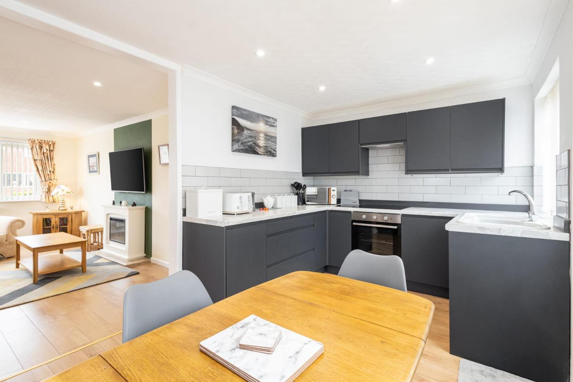 Host & - Farthings Holiday home